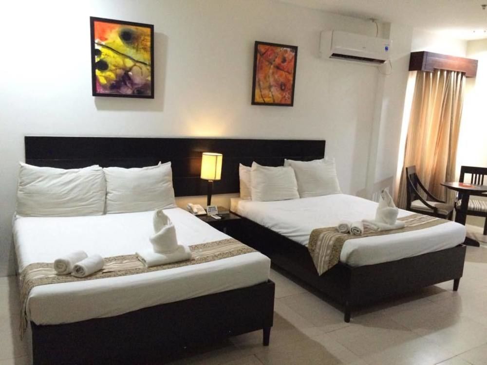 Holiday Suites Puerto Princesa Εξωτερικό φωτογραφία